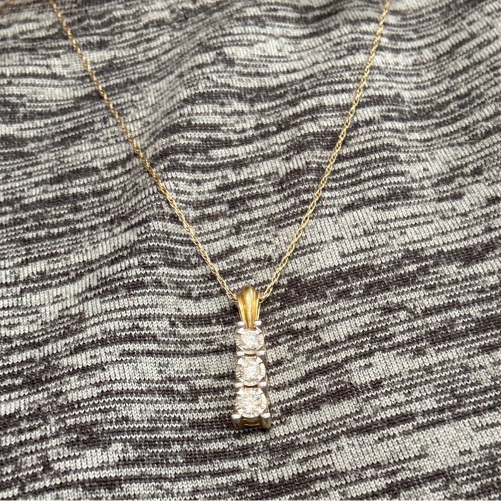 Lab Diamond Pendant - Picture 2 of 3